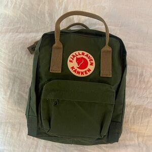 Green Kanken mini back pack